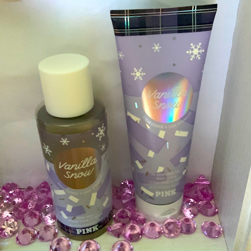 “Pink” by Victoria secret set. Includes full size body lotion and body mist.